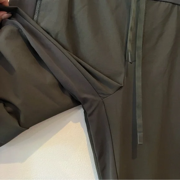 ATHLETA Headlands Hybrid Trek Jogger Pants - Picture 11 of 14